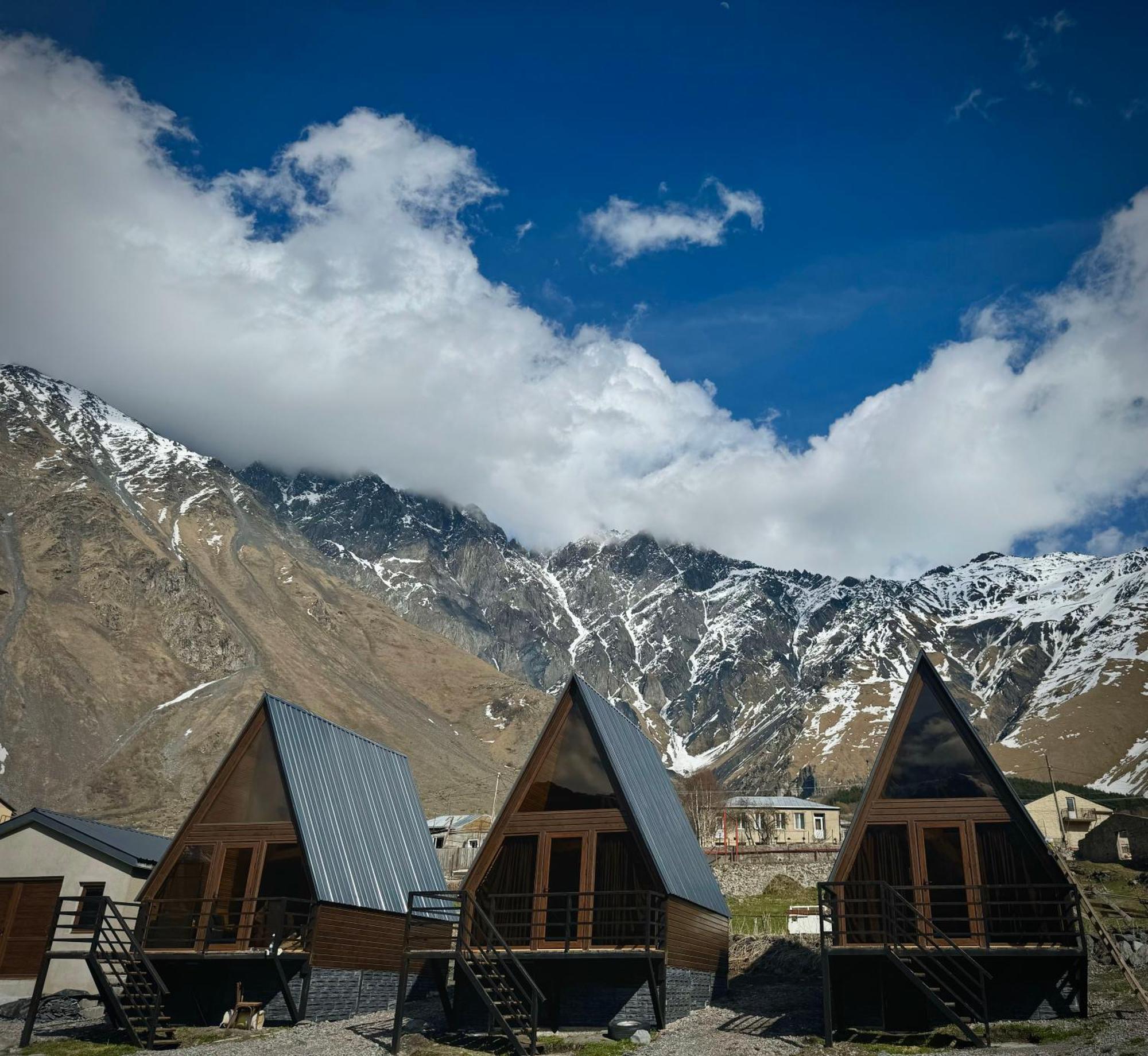 Cottages Dila Stepantsminda Exterior photo