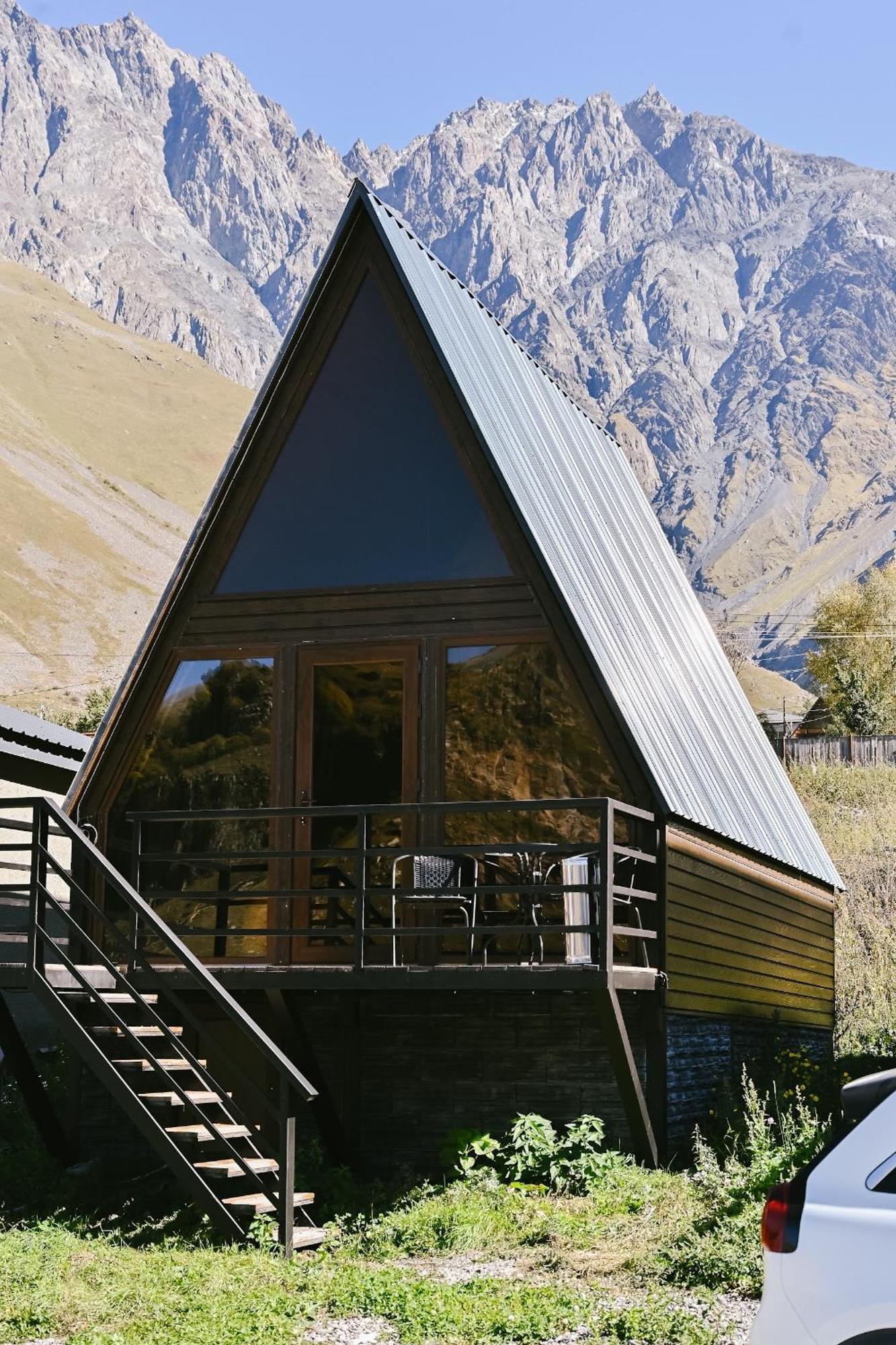 Cottages Dila Stepantsminda Exterior photo